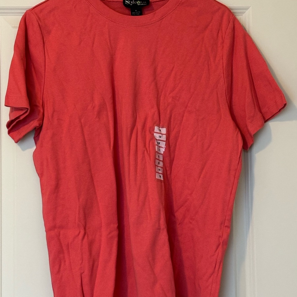 NWT Style & Co 100% cotton red T-shirt. Size 1X.